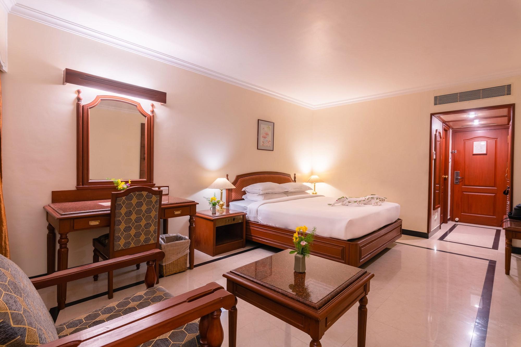 Hotel Annamalai International Pondicherry Exterior photo