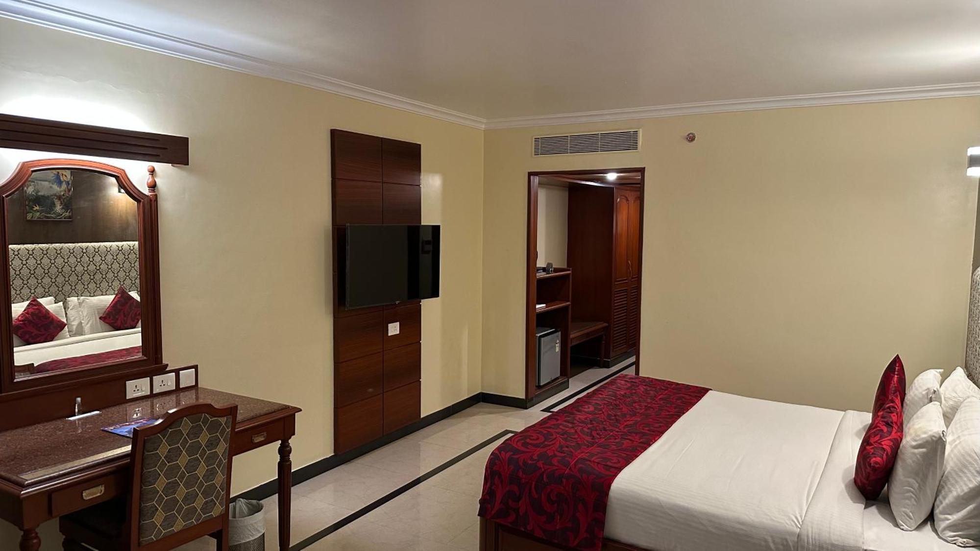 Hotel Annamalai International Pondicherry Exterior photo