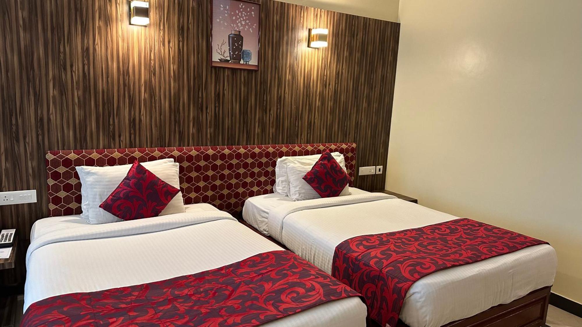 Hotel Annamalai International Pondicherry Exterior photo