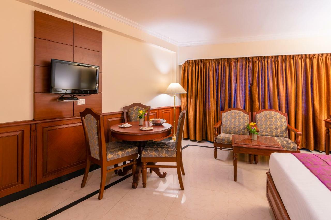 Hotel Annamalai International Pondicherry Exterior photo