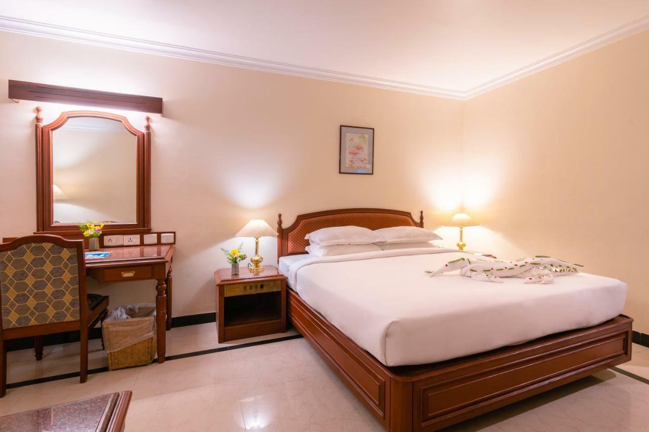 Hotel Annamalai International Pondicherry Exterior photo
